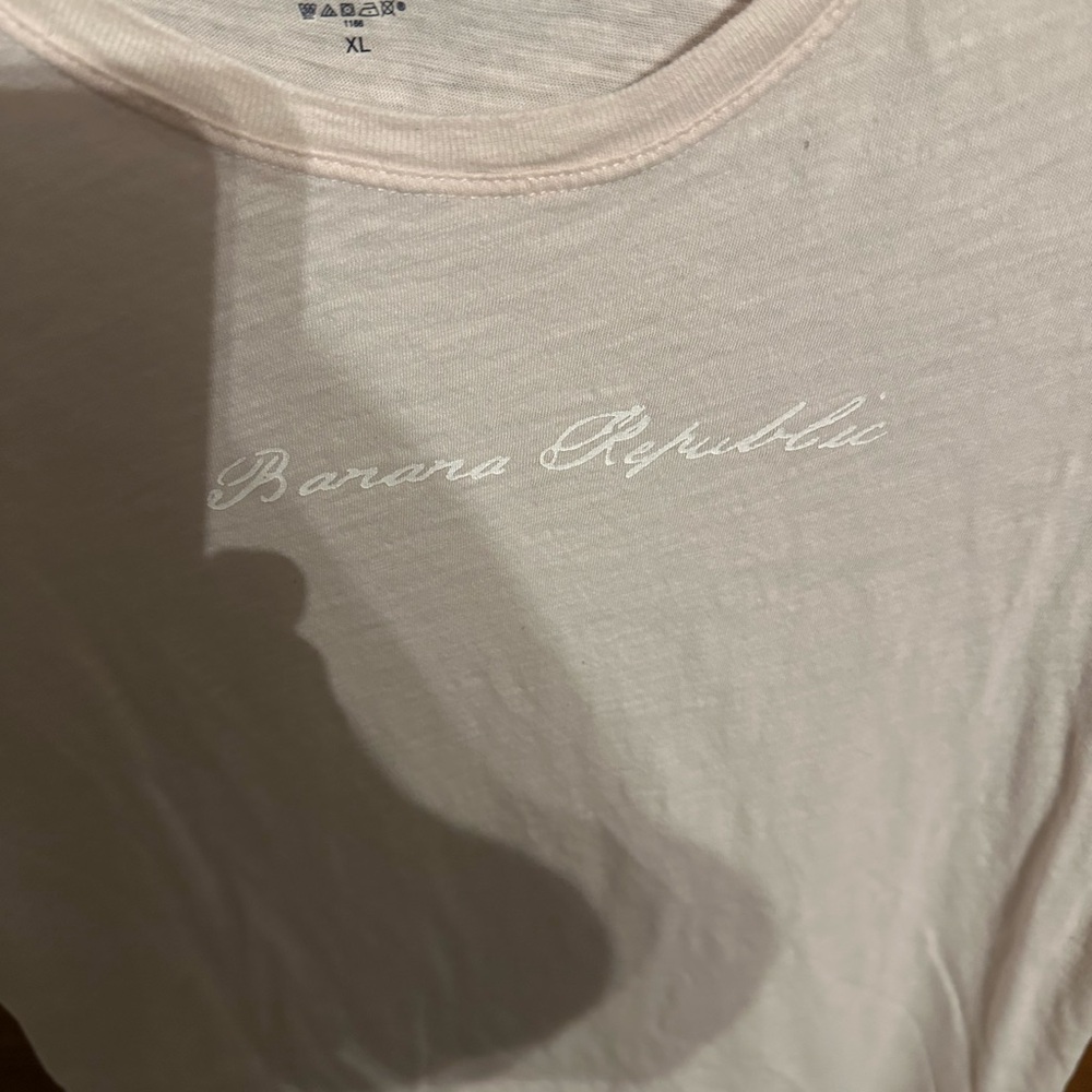 Banana Republic Pink Fitted Short Sleeve T-Shirt - Picture 3 of 3